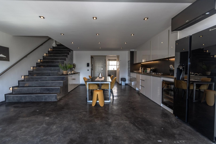 2 Bedroom Property for Sale in Cape Town City Centre Western Cape